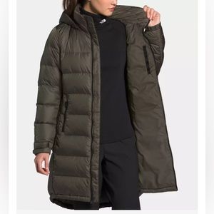The North Face Women's Metropolis Parka III
